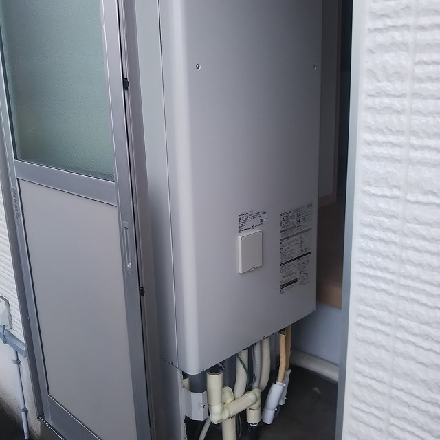 日立電気温水器460Ｌからダイキンエコキュート460Ｌへ　入替え　石川県能美市